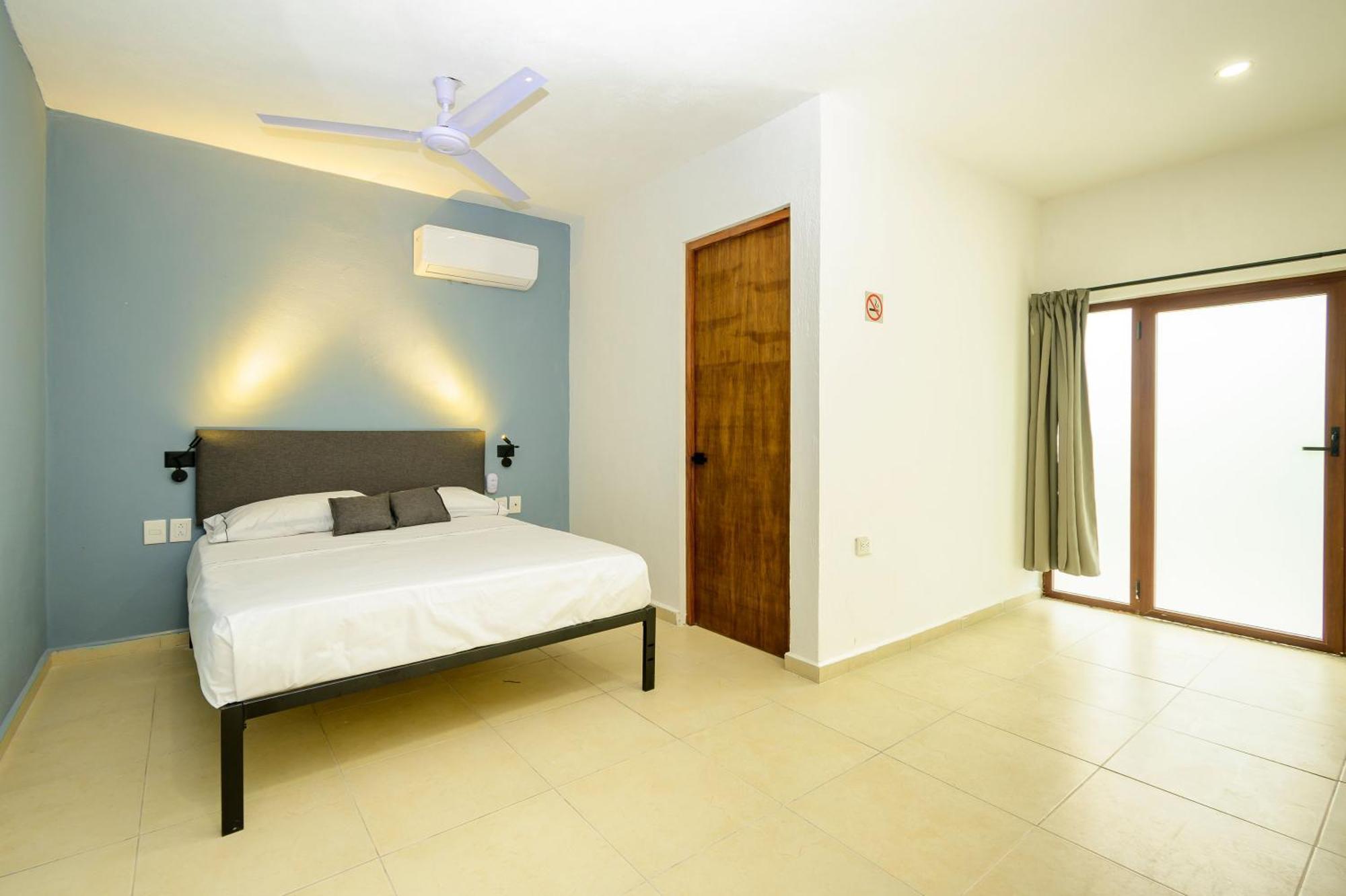 Hotel Paso Del Mar Playa Del Carmen Exteriör bild